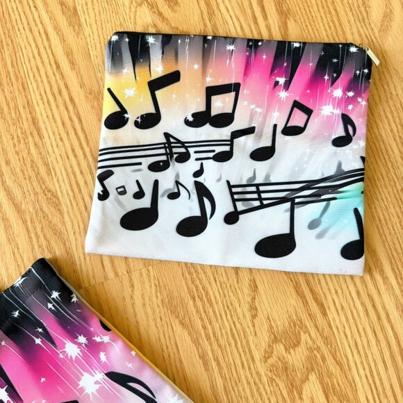 Music Notes Tote Bag with Matching Zipper Pouch Gradient Print - Picture 4 of 9